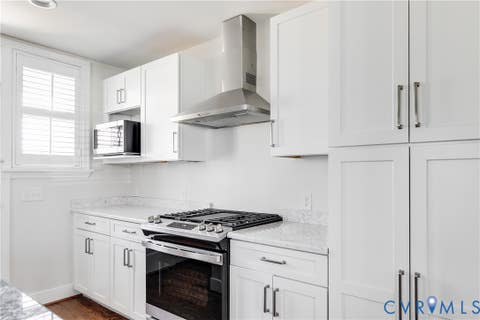 Tiny photo for 5508 Grove Avenue, Richmond, VA 23226 (MLS # 2616583)