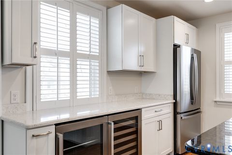 Tiny photo for 5508 Grove Avenue, Richmond, VA 23226 (MLS # 2616583)