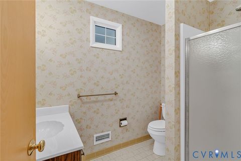 Tiny photo for 492 Pine Reach Drive Dr, Kilmarnock, VA 22482 (MLS # 2530336)