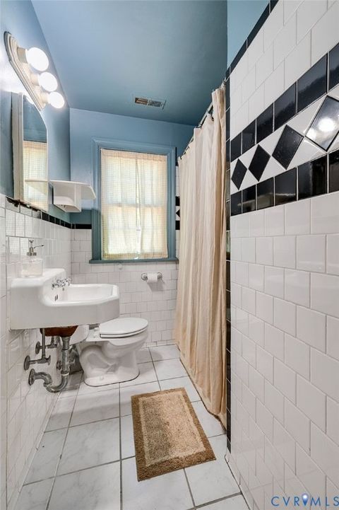 Tiny photo for 909 Forest View Drive, Richmond, VA 23225 (MLS # 2611062)