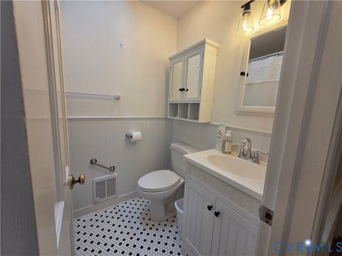 Tiny photo for 741 Furrs Mill Rd Rd, Lexington, VA 24450 (MLS # 2626166)