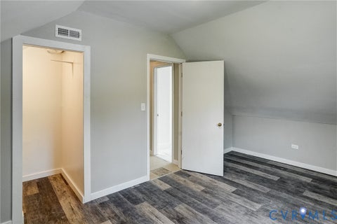 Tiny photo for 29883 N James Madison Highway, New Canton, VA 23123 (MLS # 2617674)