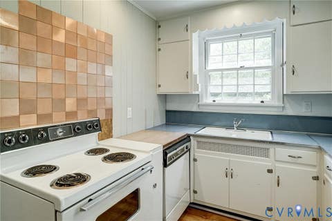 Tiny photo for 29883 N James Madison Highway, New Canton, VA 23123 (MLS # 2617674)