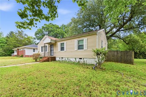 Tiny photo for 136 Holly Hill Drive, Petersburg, VA 23805 (MLS # 2613249)
