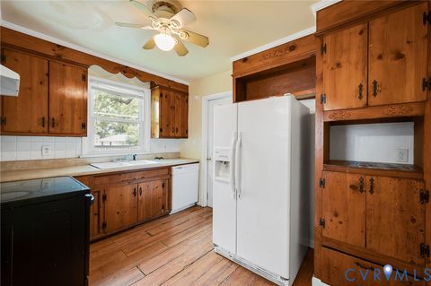Tiny photo for 136 Holly Hill Drive, Petersburg, VA 23805 (MLS # 2613249)