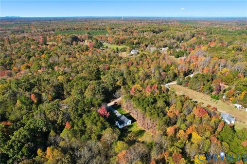 Tiny photo for 43 Cherokee Trail, Cumberland, VA 23027 (MLS # 2529992)