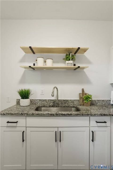 Tiny photo for 2013 Dinwiddie Avenue, Richmond, VA 23224 (MLS # 2613727)