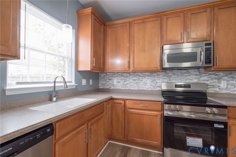 Tiny photo for 913 Dominion Townes Court, Richmond, VA 23223 (MLS # 2611742)