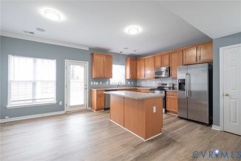 Tiny photo for 913 Dominion Townes Court, Richmond, VA 23223 (MLS # 2611742)