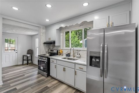 Tiny photo for 350 Spring Street, Petersburg, VA 23803 (MLS # 2614325)