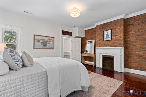 Tiny photo for 2510 E Leigh Street, Richmond, VA 23223 (MLS # 2621145)