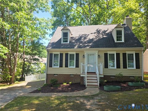 Photo of 2001 Deer Meadow Lane, Midlothian, VA 23112 (MLS # 2613146)