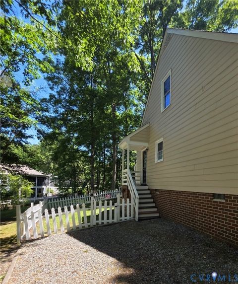 Tiny photo for 2001 Deer Meadow Lane, Midlothian, VA 23112 (MLS # 2613146)