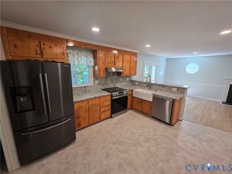 Tiny photo for 2001 Deer Meadow Lane, Midlothian, VA 23112 (MLS # 2613146)