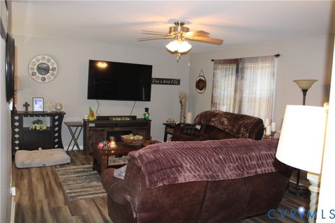 Tiny photo for 5113 Crossvine Drive, North Chesterfield, VA 23237 (MLS # 2606768)