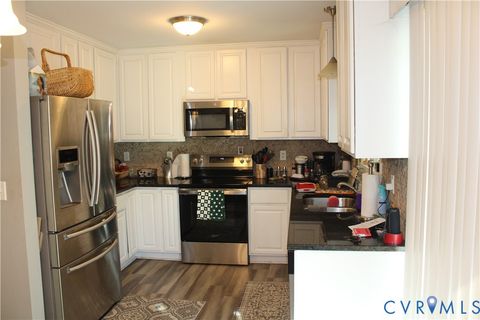 Tiny photo for 5113 Crossvine Drive, North Chesterfield, VA 23237 (MLS # 2606768)