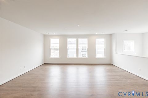 Photo of 5408 Raysdale Road #202, Glen Allen, VA 23059 (MLS # 2527922)