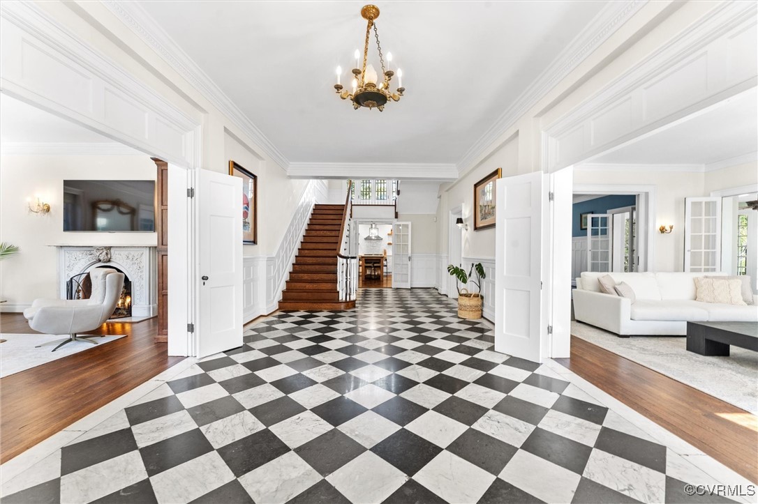 3215 Seminary Avenue