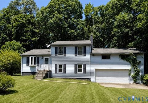 Photo of 5116 Cheshire Drive, Prince George, VA 23860 (MLS # 2614000)