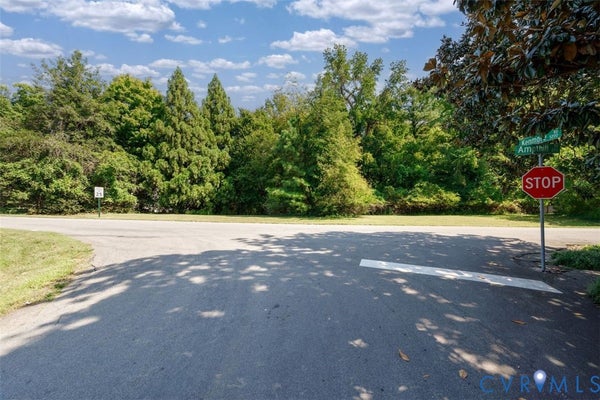 25 AMPTHILL RD, RICHMOND, VA 23226 - Image bbee8e9568362b9cb8ca3768b4479263/3914964360