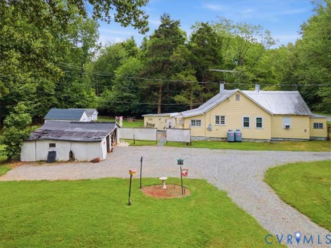 Photo of 662 Mount Pleasant Church Road, Mineral, VA 23117 (MLS # 2622186)