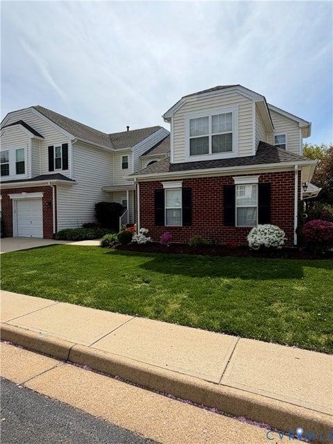 Photo of 6430 Lookout Point Circle, Midlothian, VA 23112 (MLS # 2624473)