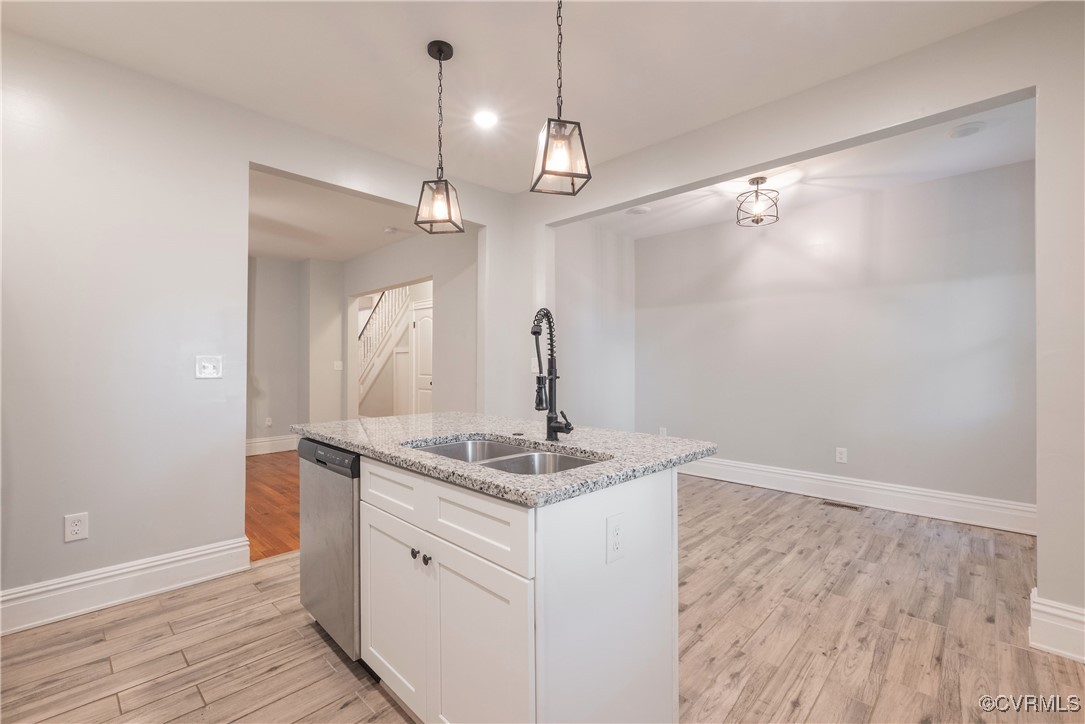 Richmond, Virginia 23224, United States, 4 Bedrooms Bedrooms, ,3 BathroomsBathrooms,Residential,Active,128582