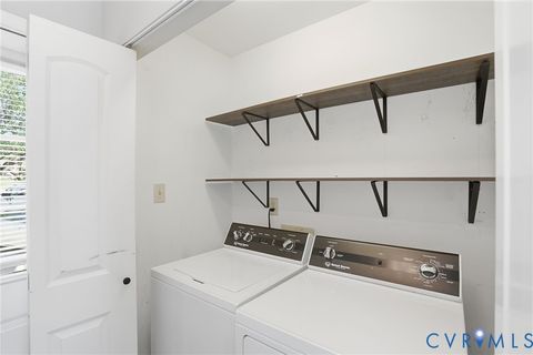 Tiny photo for 6001 Maybrook Way, Glen Allen, VA 23059 (MLS # 2608513)