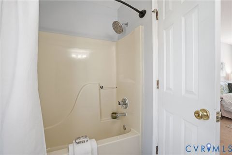 Tiny photo for 6001 Maybrook Way, Glen Allen, VA 23059 (MLS # 2608513)