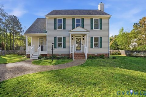 Photo of 6001 Maybrook Way, Glen Allen, VA 23059 (MLS # 2608513)