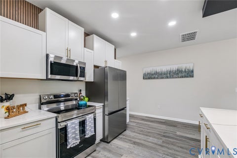 Tiny photo for 217 Graham Road, Petersburg, VA 23803 (MLS # 2624302)