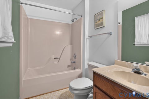 Tiny photo for 41 Oak Grove Road, Palmyra, VA 22963 (MLS # 2625122)