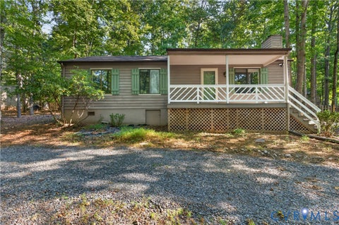 Photo of 41 Oak Grove Road, Palmyra, VA 22963 (MLS # 2625122)