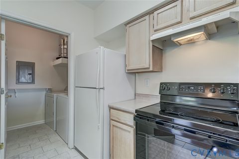 Tiny photo for 830 Beverley Drive #305, Charlottesville, VA 22911 (MLS # 2609134)