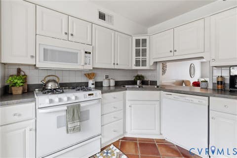 Tiny photo for 405 N Hamilton Street #G, Richmond, VA 23221 (MLS # 2621176)