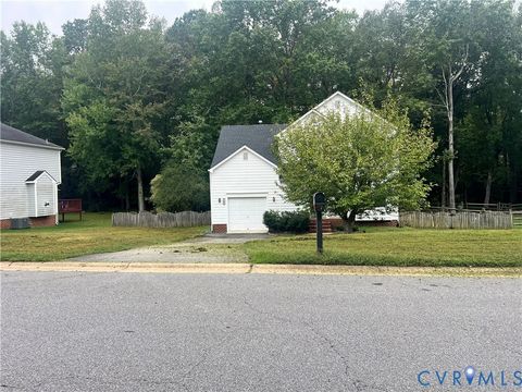 Photo of 7806 Belmont Stakes Drive, Midlothian, VA 23112 (MLS # 2527726)