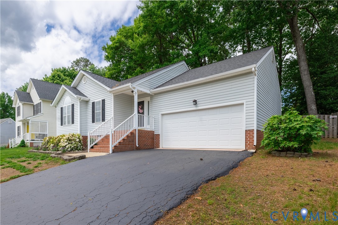 7932 Featherchase Court