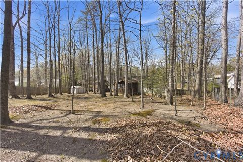 Tiny photo for 15 Timberland Drive, Fredericksburg, VA 22407 (MLS # 2608272)
