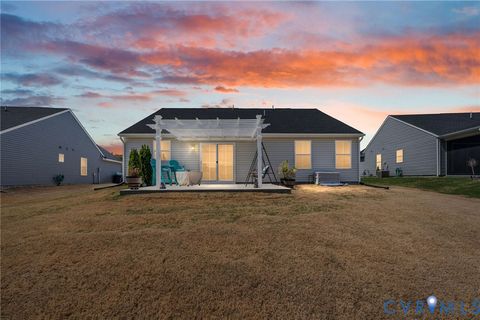 Tiny photo for 7495 Southamptonshire Way, New Kent, VA 23124 (MLS # 2609007)