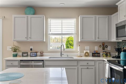 Tiny photo for 7495 Southamptonshire Way, New Kent, VA 23124 (MLS # 2609007)