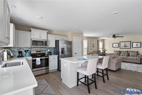 Tiny photo for 7495 Southamptonshire Way, New Kent, VA 23124 (MLS # 2609007)