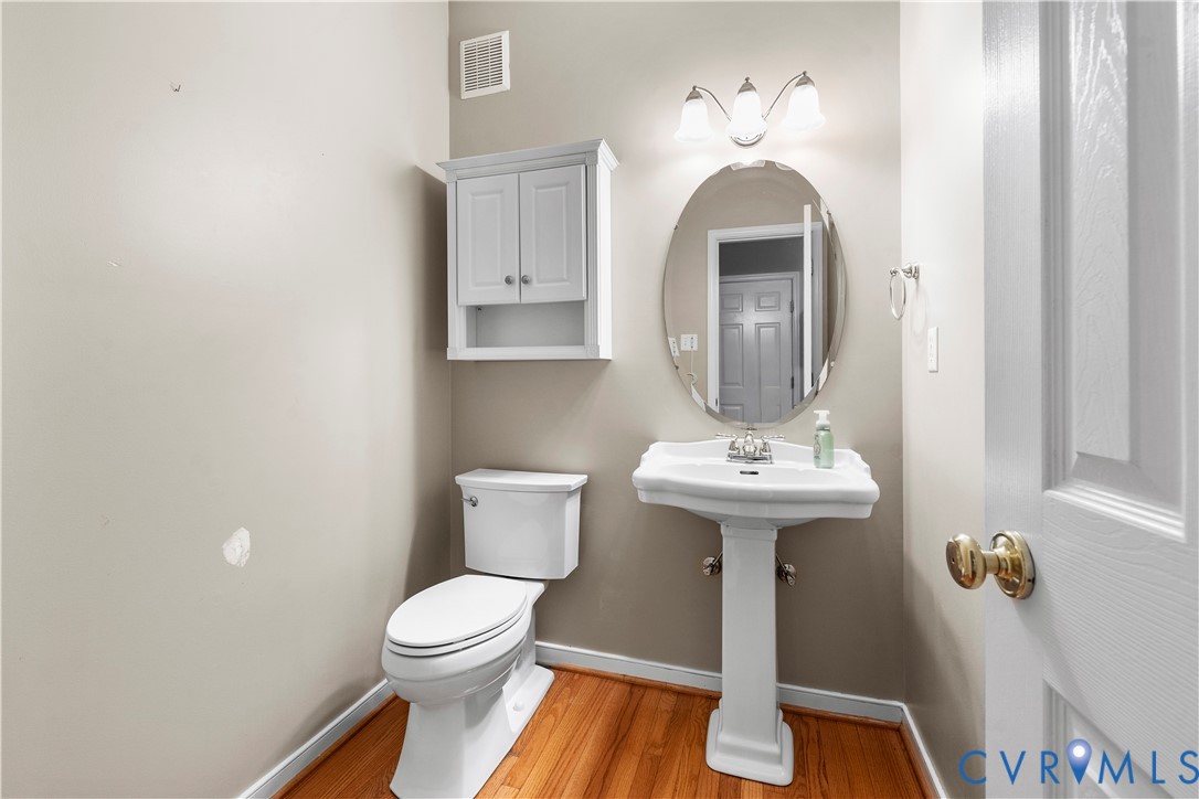 Midlothian, Virginia 23114, United States, 5 Bedrooms Bedrooms, ,4 BathroomsBathrooms,Residential,Active,224424