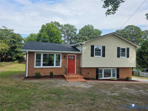 Photo of 16109 Meridian Avenue, Chester, VA 23831 (MLS # 2622269)