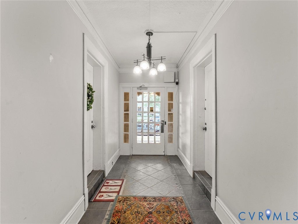 2810 Kensington Avenue U10