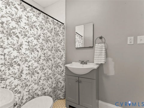 Tiny photo for 2810 Kensington Avenue #U10, Richmond, VA 23221 (MLS # 2622963)