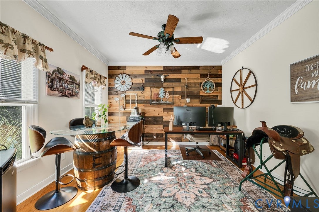 7485 Hidden Lake Circle