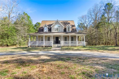 21801 Skinquarter Road Moseley VA 23120