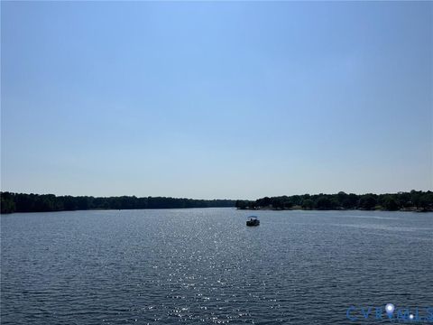 Tiny photo for 308 Constitution Drive, Ruther Glen, VA 22546 (MLS # 2600522)