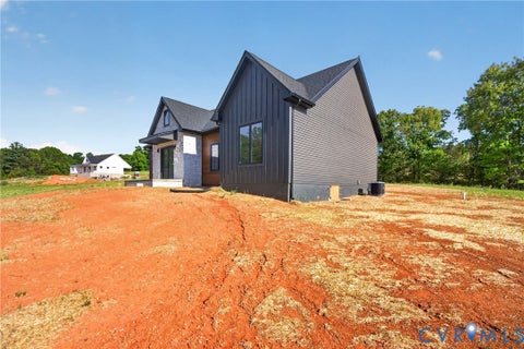 Tiny photo for 9041 Stonewall Road, Appomattox, VA 24522 (MLS # 2625920)