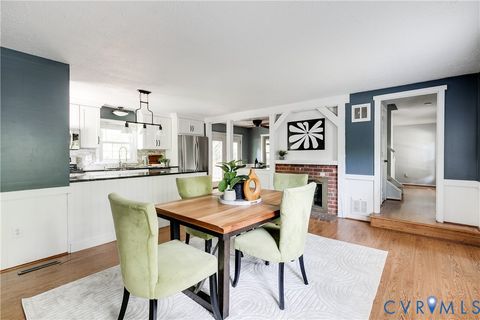 Tiny photo for 510 Overcliff Court, Midlothian, VA 23114 (MLS # 2616991)